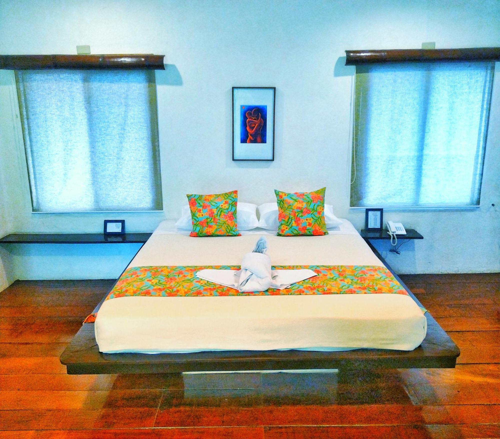 Signature Boracay Punta Rosa Balabag  Екстер'єр фото