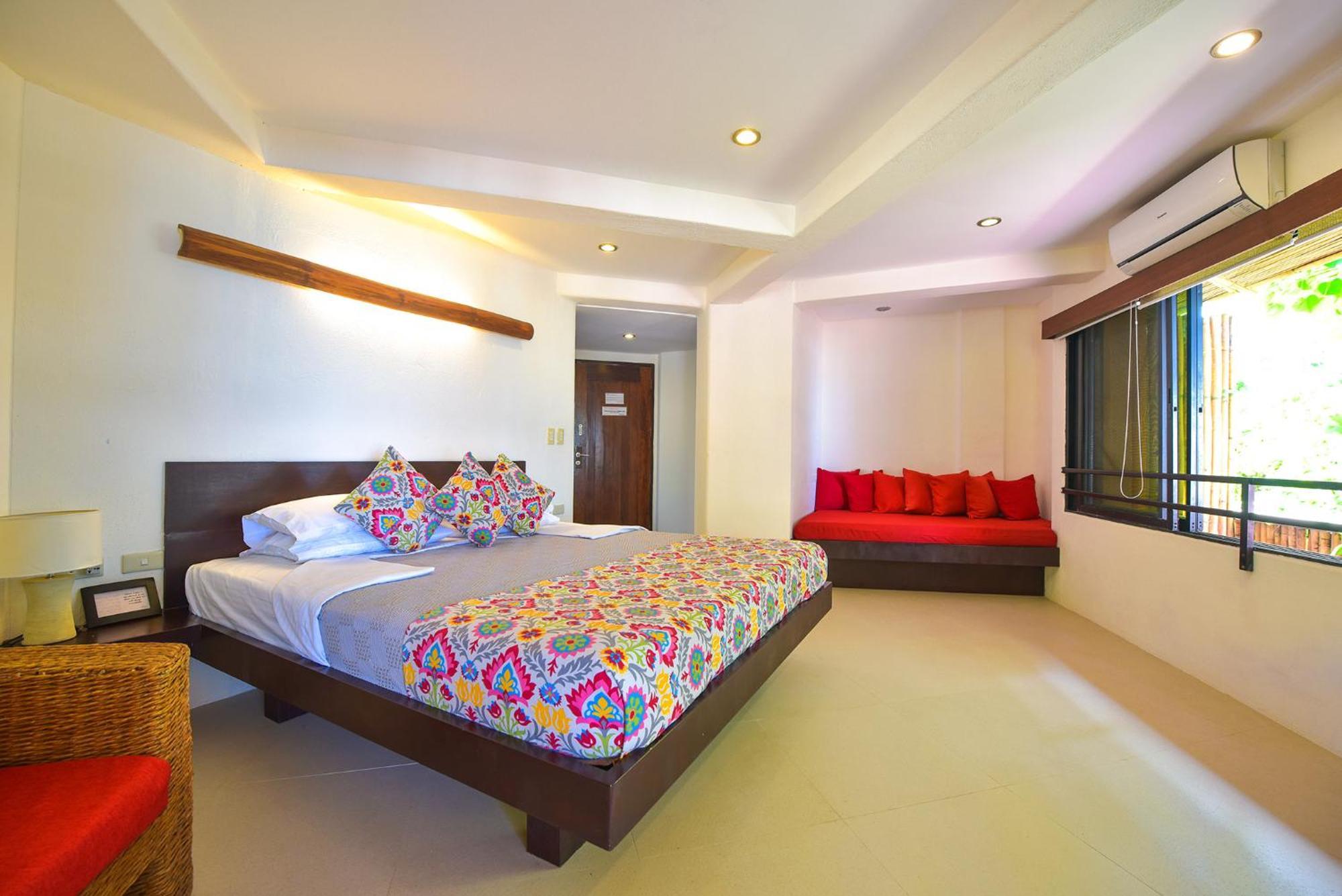 Signature Boracay Punta Rosa Balabag  Екстер'єр фото